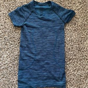 Lululemon Swiftly Tech Short Sleeve Top